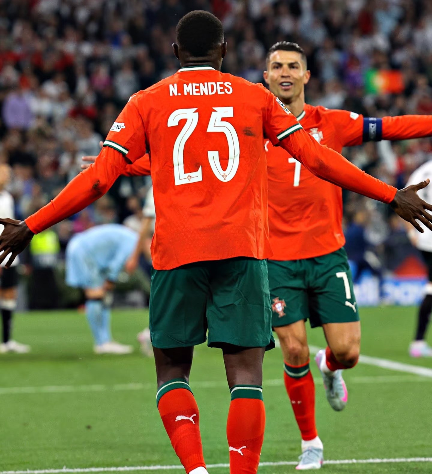 马赛鏖战葡萄牙,科曼打破历史纪录 马赛鏖战葡萄牙,科曼打破历史纪录