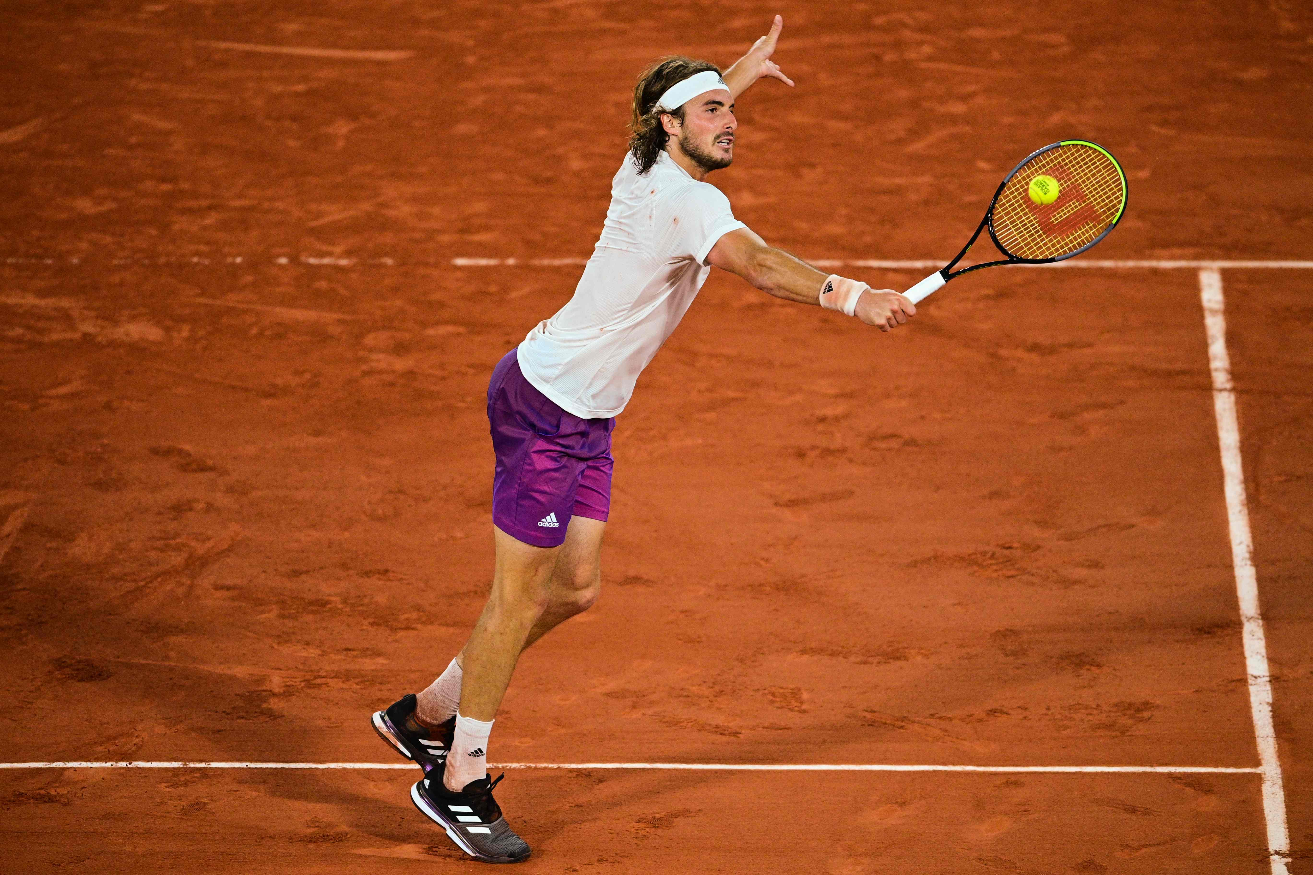 爱游戏-法网横扫蒙特卡洛大师赛，西西帕斯点燃赛场