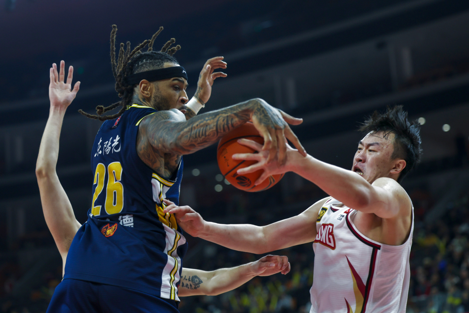 爱游戏官网-山东队鏖战骑士，杜兰特关键制胜