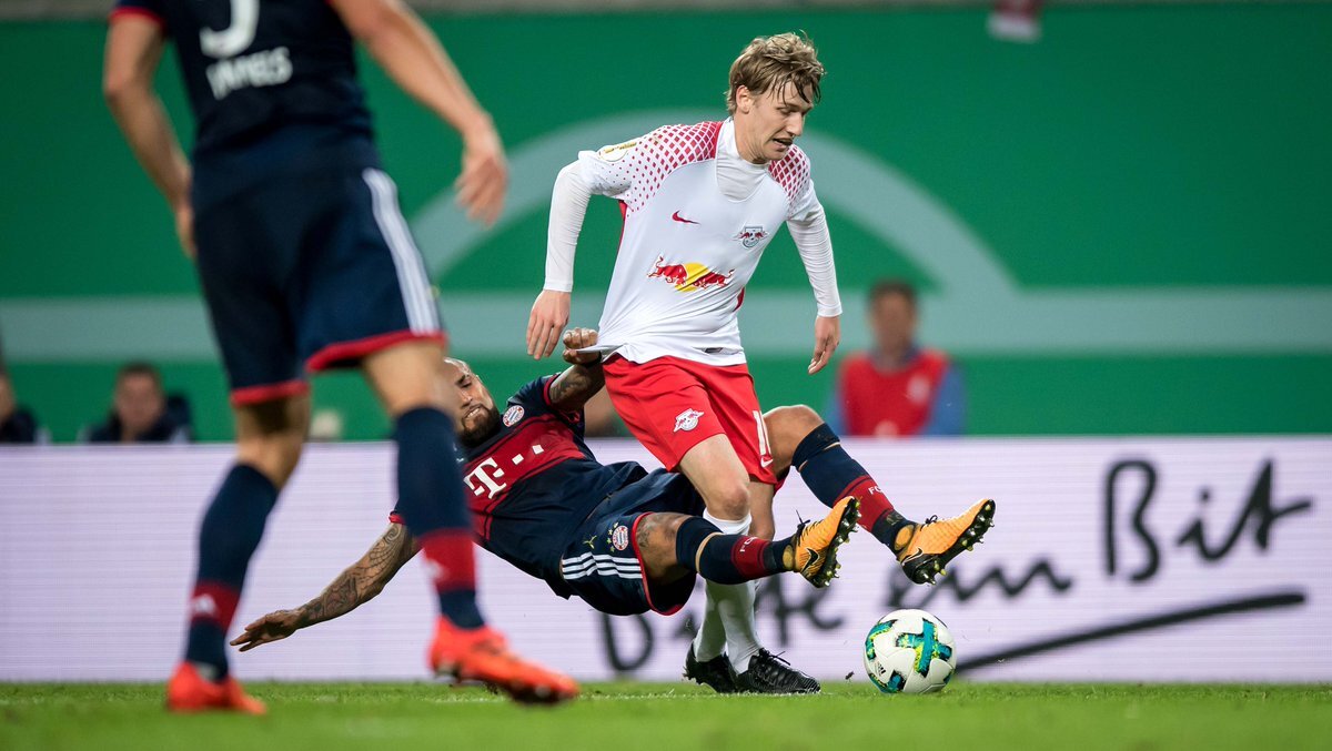 爱游戏在线-韩国队鏖战德国队，辛杜关键制胜