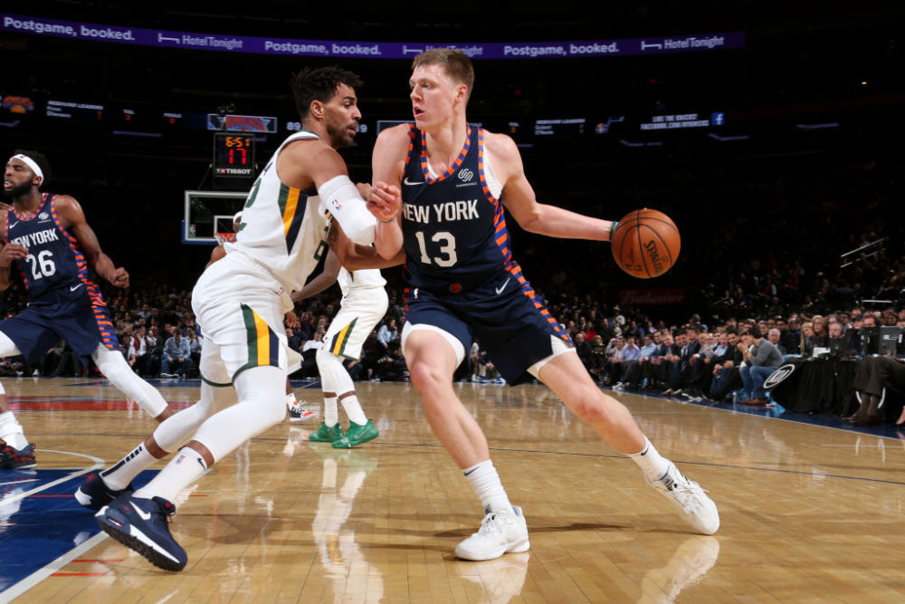 尼克斯翻盘爵士，易建联带队取胜