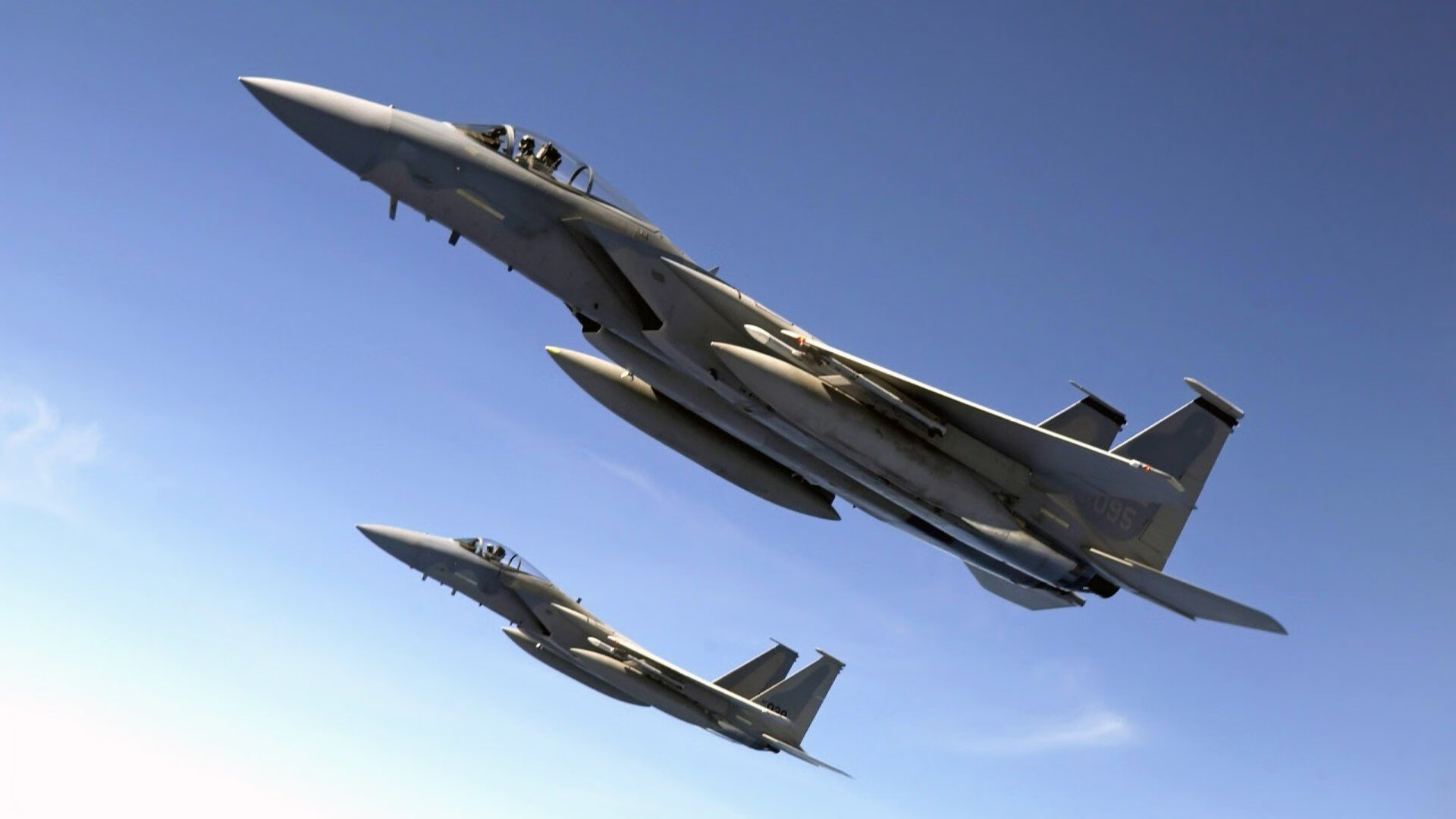 爱游戏体育-以小见大，篮球场上的关键时刻映照体育本质