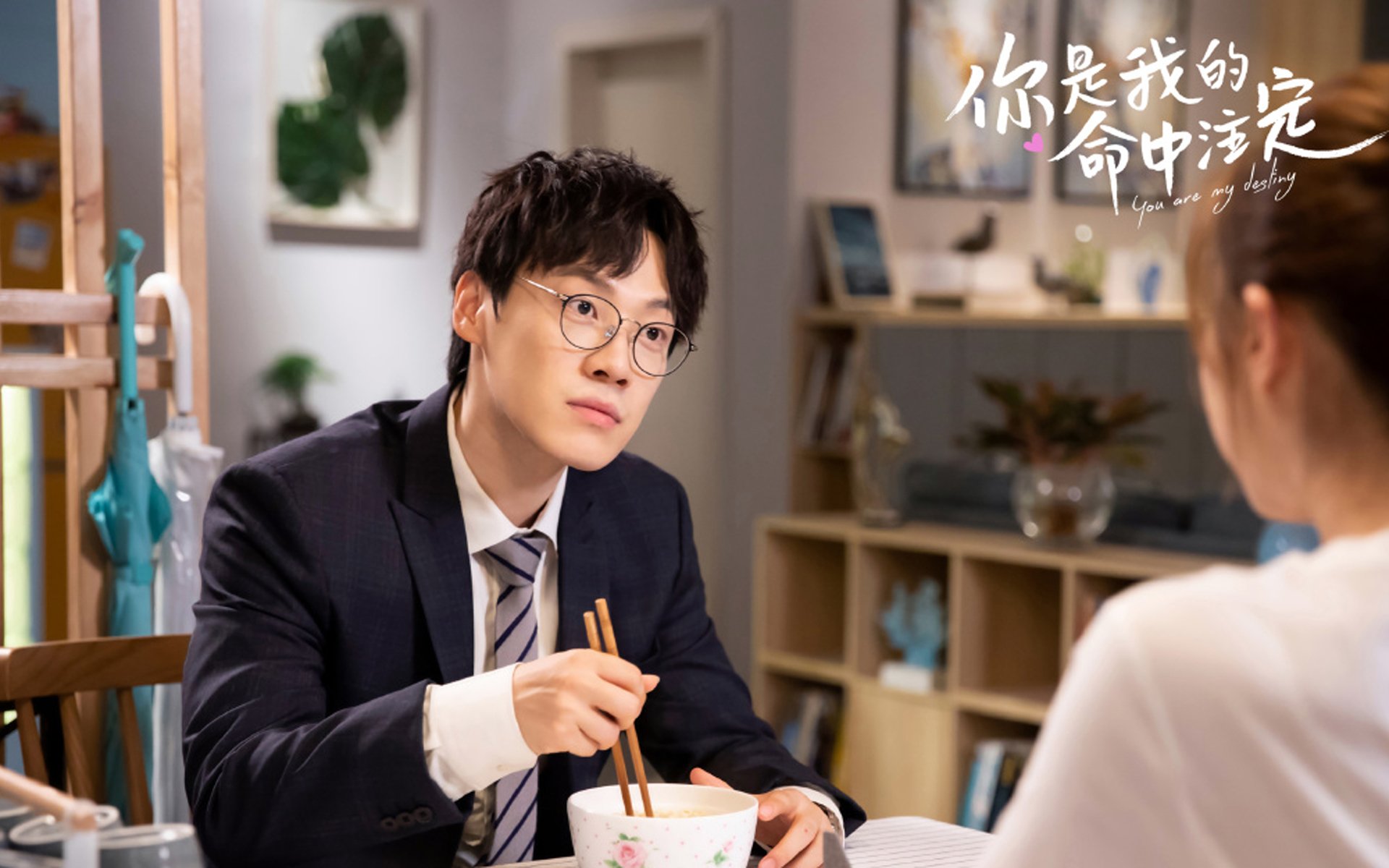 多哈寒夜，比利时用坚韧与运气写就的F组突围宣言—齐耶赫闪耀全场，门神铸就钢铁防线